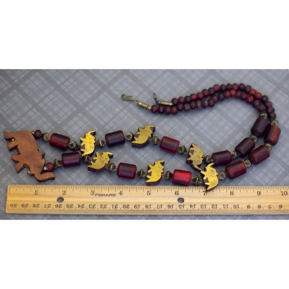 Vintage Elephant Necklace in Bronze and Wood, 33 Inches G38 - Picture 3 of 3
